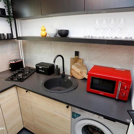 Bright & Relaxing Stay Studio Bucarest Extérieur photo