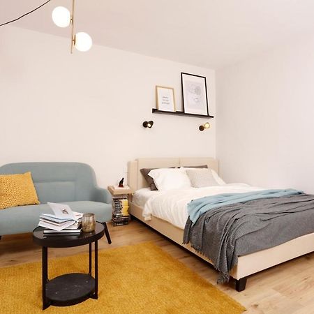 Bright & Relaxing Stay Studio Bucarest Extérieur photo