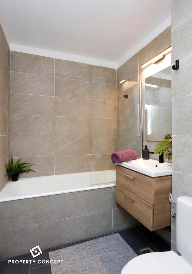Bright & Relaxing Stay Studio Bucarest Extérieur photo